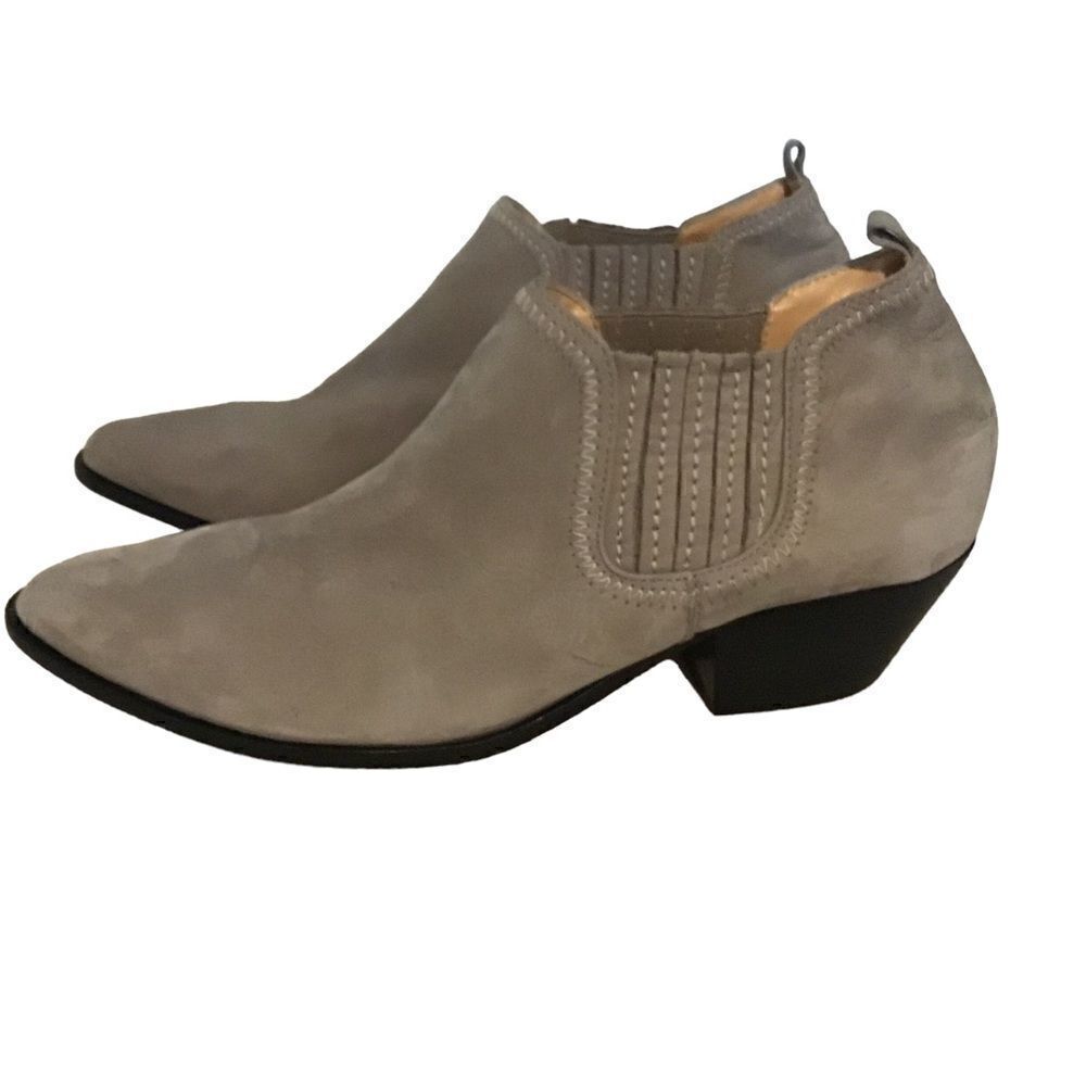SCHULTZ Jacqueline Bootie Gray Suede